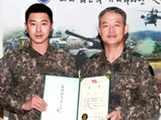 “兵役中”ユンホ（東方神起）、特級戦士に選抜…全科目90点以上