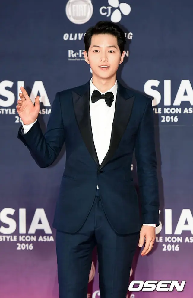 俳優ソン・ジュンギが中国でのファンミーティングツアーに本格的に入る前、北京で記者会見を開いた。（写真提供:OSEN）