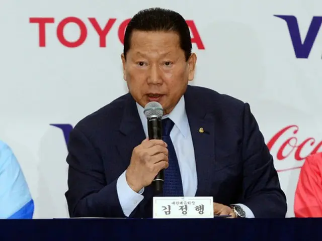 キム・ジョンヘン大韓体育会長が元競泳韓国代表の朴泰桓（パク・テファン）のリオ五輪出場するかどうかに関して、前向きな立場を表明したが、体育会の立場変化には影響がないものとみられる。