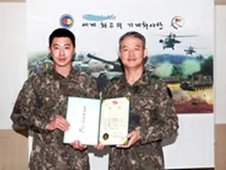 ＜Wコラム＞「東方神起」ユンホの快挙が「芸能界の兵役問題」を改善させる