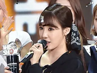 「少女時代」ティファニー、音楽番組で1位に…ソロでも大成功