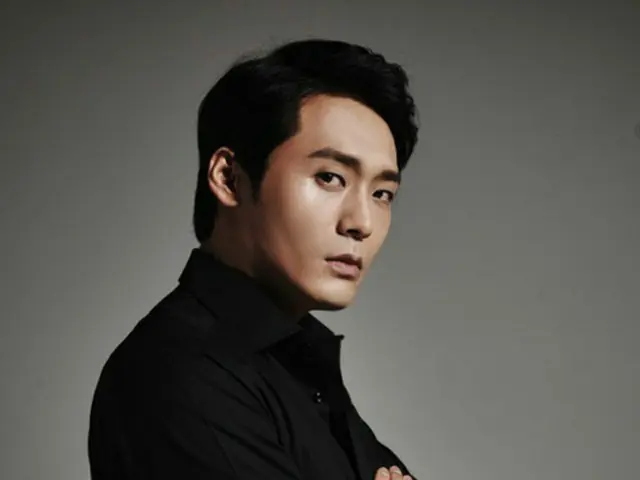 韓国俳優チェ・デフンは最近、CUBEエンターテインメントと専属契約を結び、本格的な活動を開始する。（提供:news1）