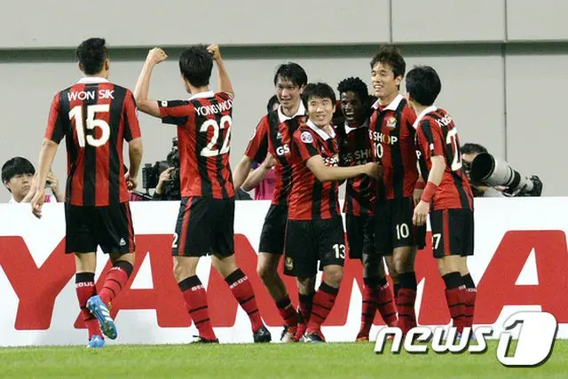 アジアサッカー連盟（AFC）チャンピオンズリーグ16強戦で、これまで勢いを見せていた韓国と戦力を強化した中国は笑う結果となったが、日本とオーストラリアはすべてが脱落するかたちとなった。