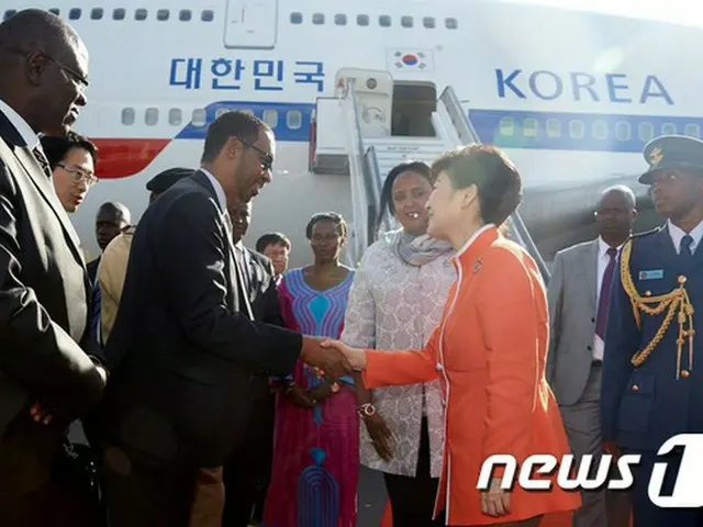 朴大統領、アフリカ歴訪の成果は「北圧迫外交」