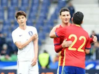 ＜サッカー＞“キャプテン”キ・ソンヨン、スペインに大敗…「僕たちのミスが一番大きな敗因」