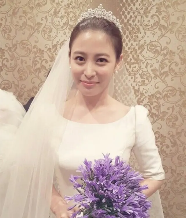 韓国女優パク・ヒボン（33）のウエディングドレス姿が公開された。（提供:news1）