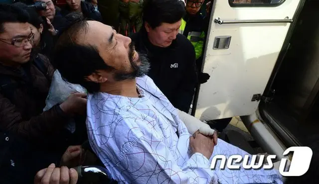 マーク・リッパート駐韓米国大使（43）を襲撃し、拘置所で刑務官を暴行した容疑で起訴されていた金基宗（キム・ギジョン）被告（56）に、二審でも重刑が言い渡された。