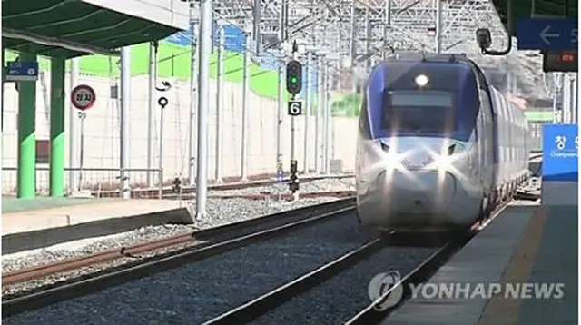 韓国の高速鉄道（資料写真）＝（聯合ニュース）