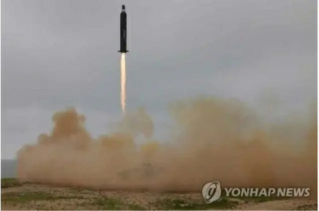 北朝鮮が公開した「火星１０」＝２３日、ソウル（労働新聞＝聯合ニュース）≪韓国国内でのみ使用。転載・転用禁止≫