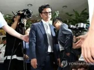 元人気グループメンバー　わいせつ容疑で出頭＝韓国