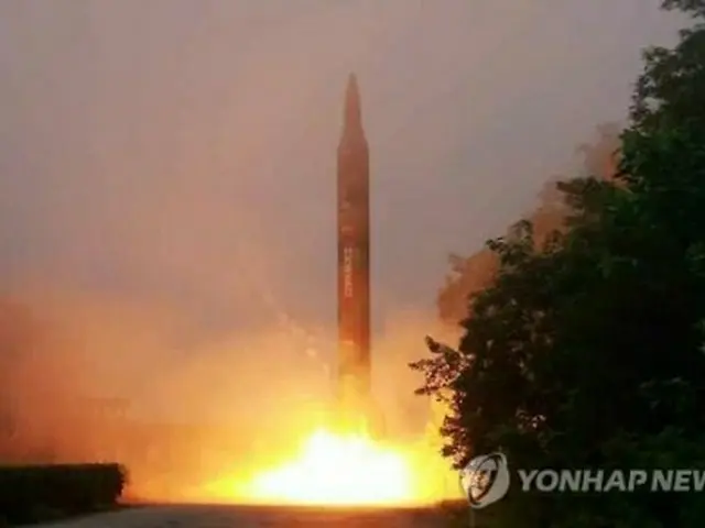 北朝鮮が公開したミサイル発射実験の様子＝（聯合ニュース）