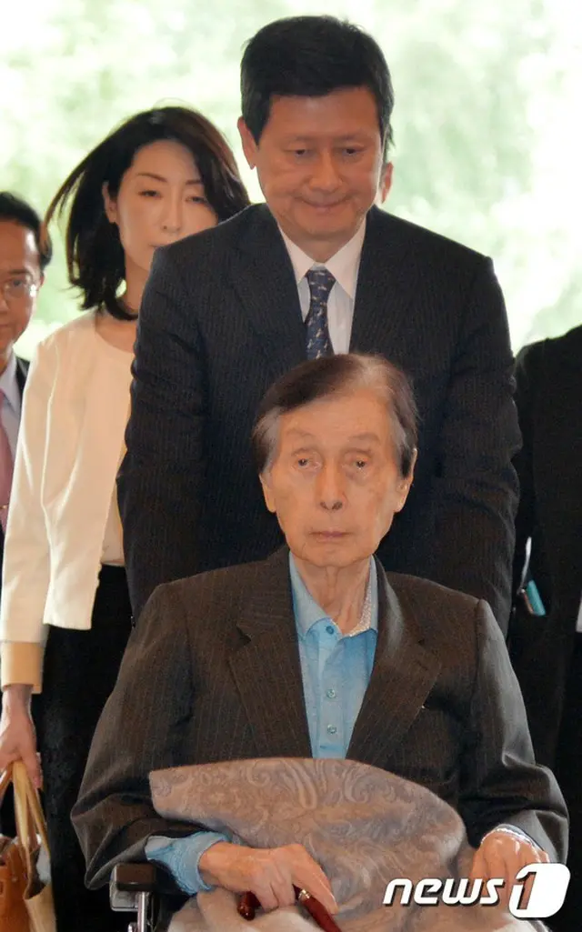 ロッテグループの創業者である重光武雄（韓国名:辛格浩/シン・ギョクホ、95）の成年後見開始の審判請求に対する裁判所の決定が来る10日に開かれる最終審理後、決定される。