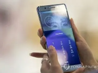世界スマホの方向性決めるサムスン新機種　「虹彩認証」が鍵