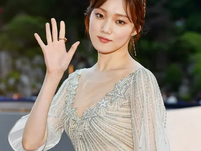 女優イ・ソンギョン