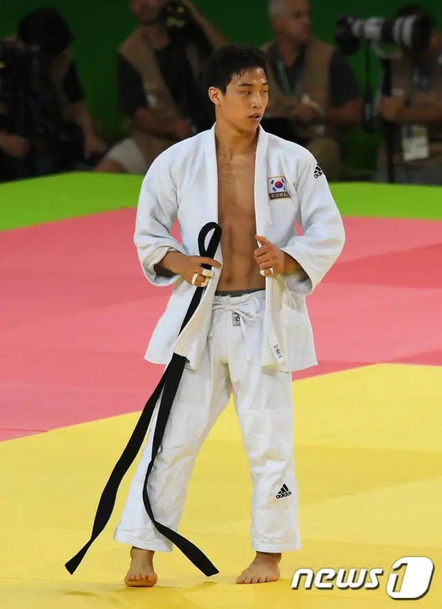 韓国男子柔道の看板選手アン・バウル（安バウル、22、南揚州市庁）が五輪銀メダルを獲得した。
