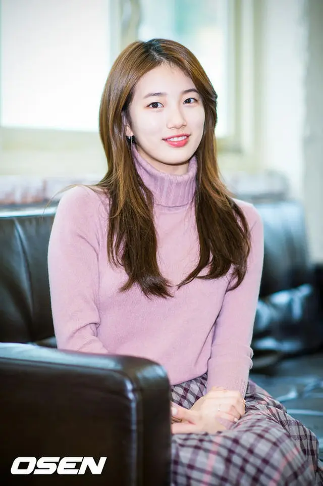 韓国ガールズグループ「Miss A」のメンバーで女優のスジがアニメーション映画「時をかける少女」の画面解説を才能寄付する。