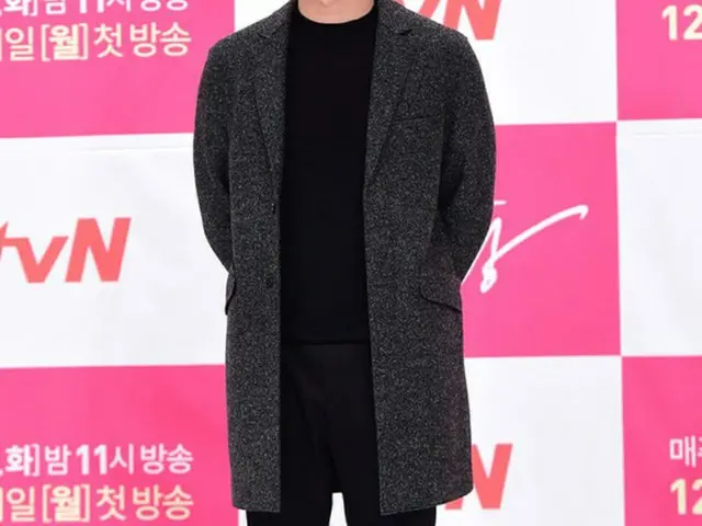 韓国俳優オム・テウン（41）を性的暴行容疑で告訴した30代女性A氏が拘置所に収監された状態であることが確認された。（提供:news1）