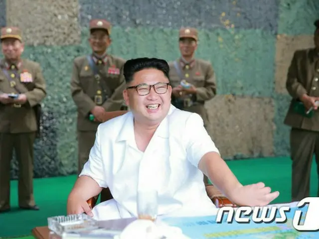 北朝鮮の金正恩（キム・ジョンウン）朝鮮労働党委員長が24日に実施した潜水艦発射弾道ミサイル（SLBM）の発射実験について「成功中の成功、勝利中の勝利」と評価した。