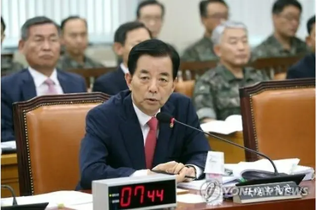 国防委員会で発言する韓長官＝２９日、ソウル（聯合ニュース）