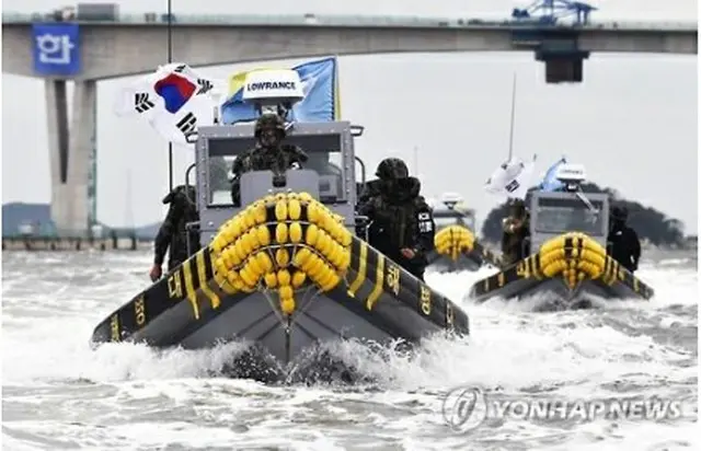 韓国軍と海洋警察、国連軍司令部が合同で実施した取り締まりの訓練（同本部提供）＝３１日、ソウル（聯合ニュース）