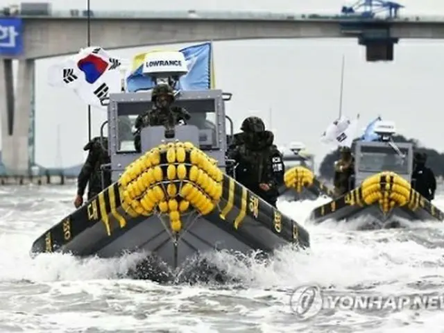 韓国軍と海洋警察、国連軍司令部が合同で実施した取り締まりの訓練（同本部提供）＝３１日、ソウル（聯合ニュース）