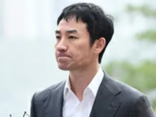 性暴行容疑の俳優オム・テウン、6時間に及ぶ警察調査終えて帰宅