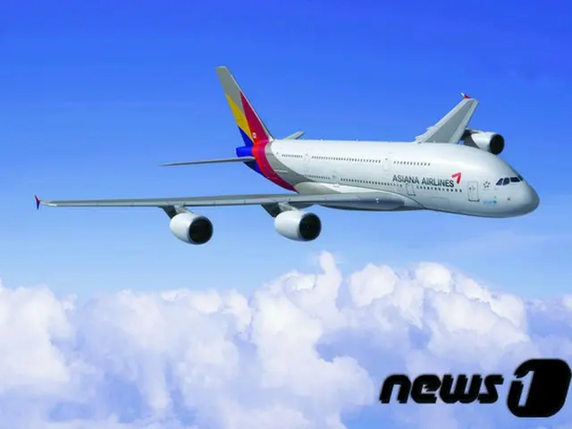 韓国アシアナ航空が2日、ハネムーンシーズンに合わせて新婚旅行客を対象に、座席のアップグレードを提供すると明らかにした。