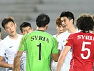 ＜サッカー＞キ・ソンヨン「“故意の時間稼ぎ”はアジアサッカーの恥ずかしい部分」＝W杯最終予選