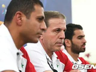 ＜サッカー＞シリア監督、“故意の時間稼ぎ”指摘に反論？「GKは本当に良くない状態だった」＝W杯最終予選