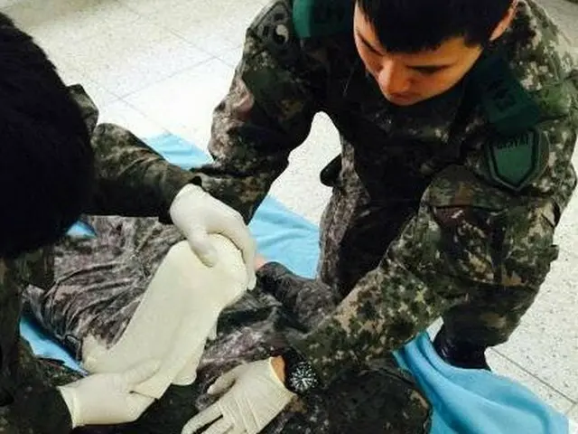 一般的に、軍務中のケガに対しては万全の治療態勢が整っている