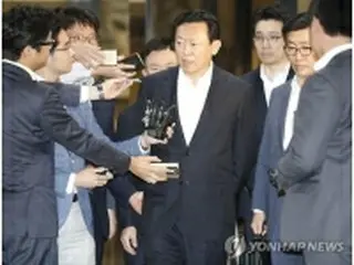 韓国ロッテ会長　裏金疑惑などを否認＝地検で聴取１８時間