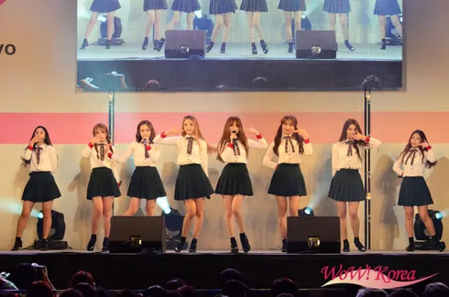 「LOVELYZ」