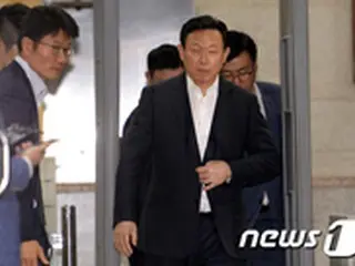 ”ロッテ裏金疑惑”韓国ロッテ会長が出廷 「法廷ですべてを明らかに」