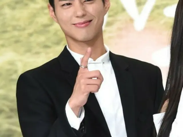 韓国俳優パク・ボゴムの「光化門でファンサイン会開催」という公約は実行されるのだろうか。（提供:news1）
