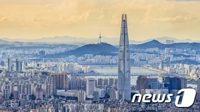 韓国一の高さ誇るロッテワールドタワー、着工から6年で外観完成