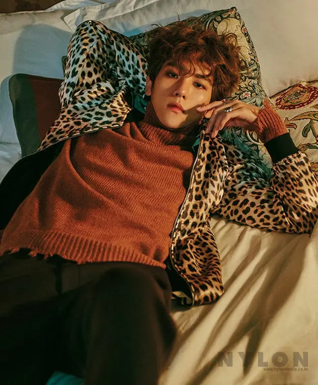 「EXO」のBEAK HYUN（ベクヒョン）がグラビアを通じてセクシーな男性美を披露（提供:OSEN）