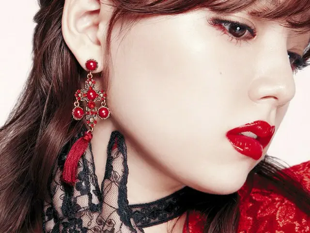 日本のグラビアアイドル、篠崎愛（24）がソロ歌手として韓国の舞台に立つ。（提供:news1）