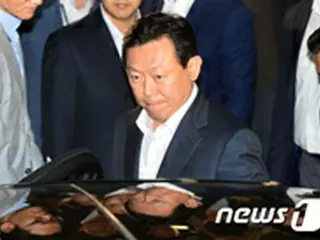 韓国検察、ロッテオーナー一家など24人を「在宅起訴」と発表