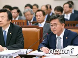 開城工業団地の中断も朴大統領親友の“作品”疑惑…統一部長官は断固否定