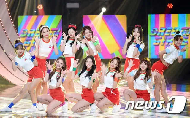 「I.O.I」、完全体で達成！初の地上波1位に