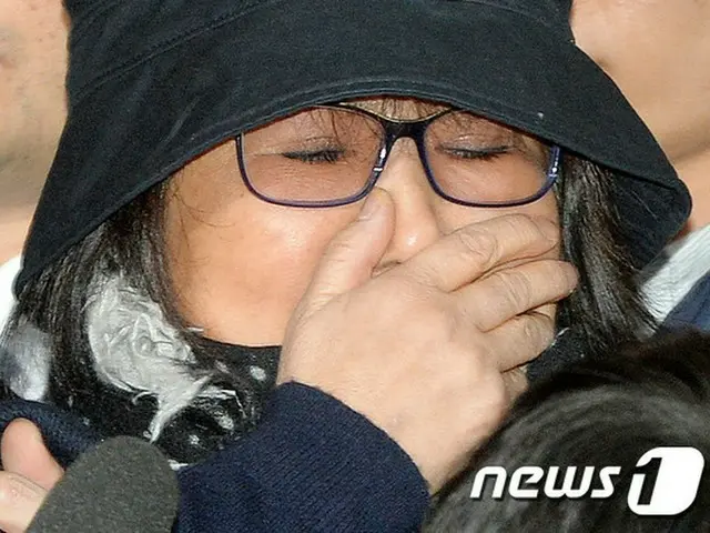 韓国の朴槿恵（パク・クネ）政権の“影の実力者”とされる朴大統領の親友で民間人の崔順実（チェ・スンシル）氏が緊急逮捕された。（提供:news1）