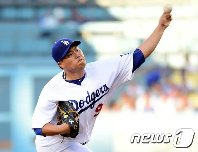 ＜MLB＞米メディア「リュ・ヒョンジン、健康ならば来年ドジャース3先発可能」（提供:news1）