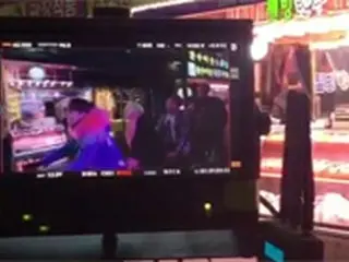 YGヤン代表、「BIGBANG」の新MV公開…市場で5人乗り自転車？