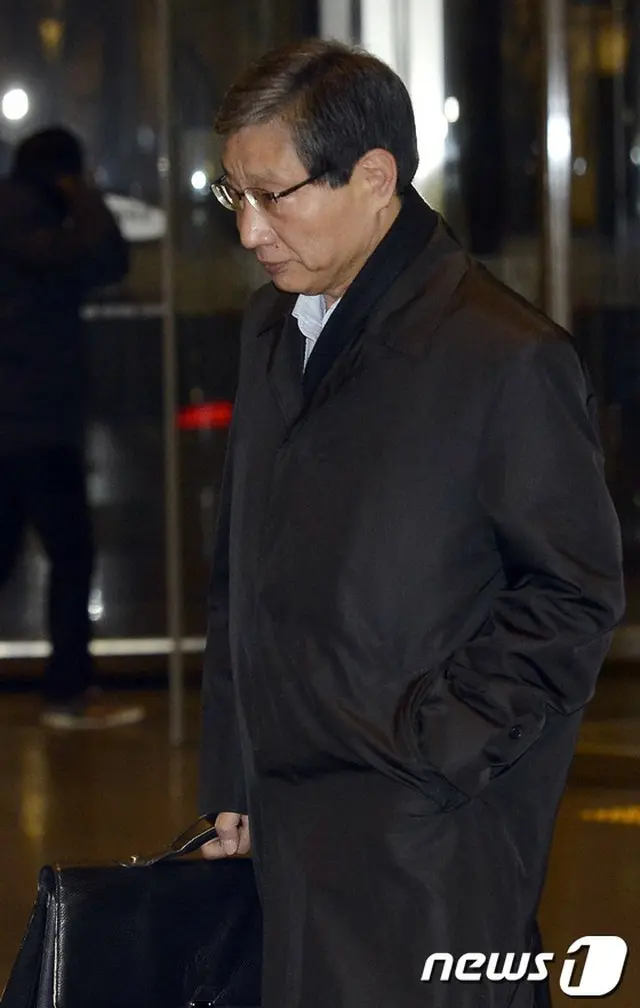 “朴大統領親友”娘への乗馬資金支援疑惑…サムスン未来戦略室次長が検察出頭＝韓国