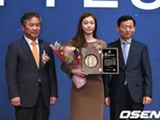 “ヌルプム体操拒否”キム・ヨナ、スポーツの英雄名誉の殿堂入り記念式に出席
