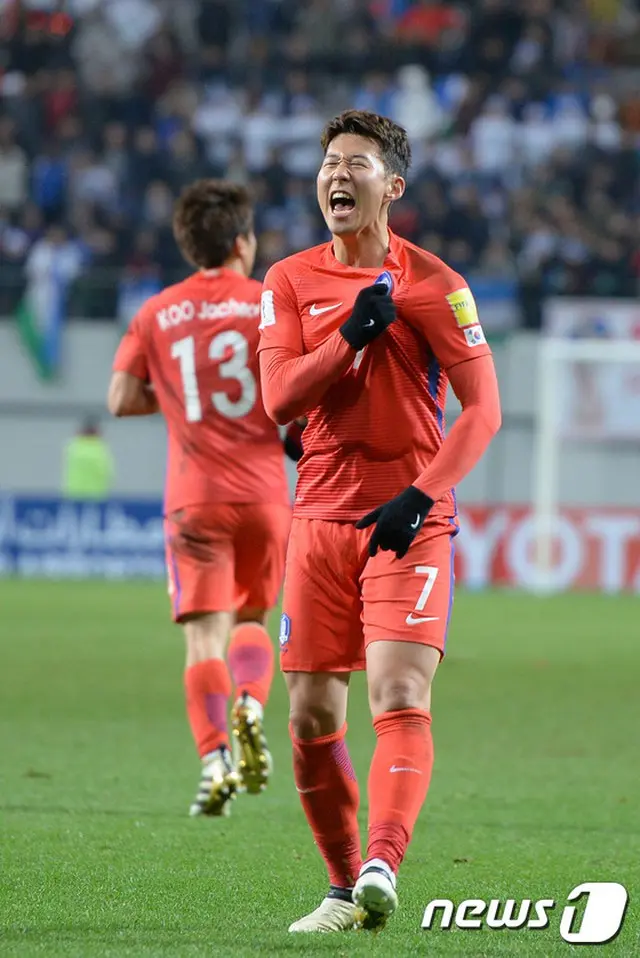 韓国代表FWソン・フンミン（トッテナム）、「アジア国際最優秀選手賞」候補に＝日本の岡崎＆香川もノミネート