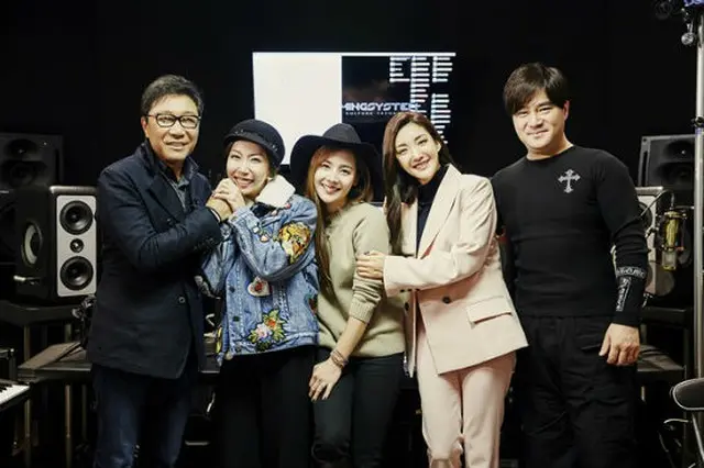 「S.E.S.」が27日夜12時、MelOn、genie、NAVERミュージックなど各種音楽サイトで、「Love [story]」の音源を発表する。（提供:OSEN）