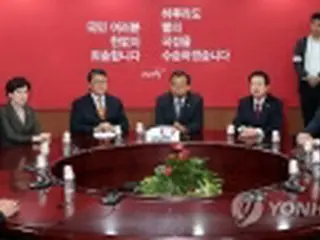 与党執行部　朴大統領に「４月退陣」への立場表明要求