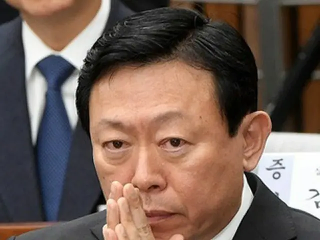 ロッテグループの重光昭夫（韓国名:シン・ドンビン）会長は「崔順実（チェ・スンシル）ゲート」と関連した70億ウォン（約6億8000万円）拠出の事実について「賄賂ではない」と6日、明らかにした。
