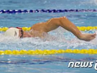パク・テファン（朴泰桓）、世界短水路選手権・男子400メートル自由形で金メダル